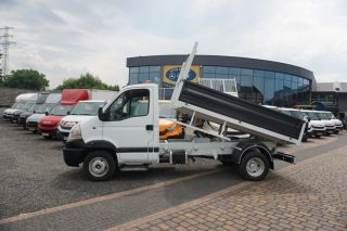 Renault Mascott