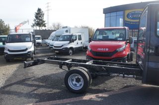 Iveco 35C18