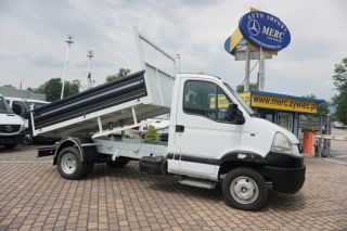 Renault Mascott
