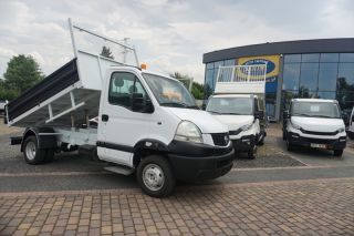 Renault Mascott
