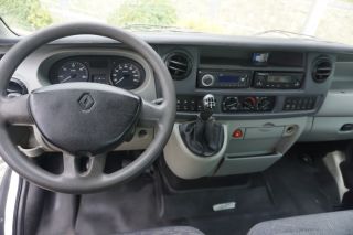 Renault Mascott